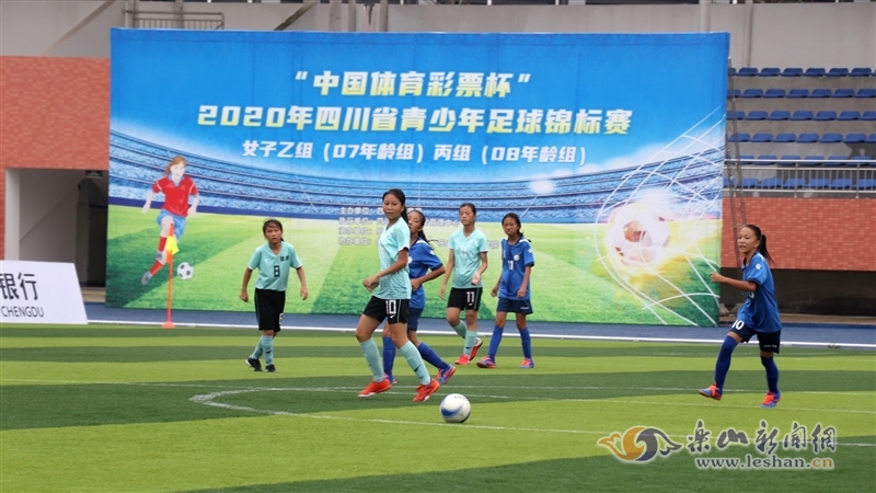 EDward Gaming 官方宣布：友好地终止与打野选手 JIEJIE 的合同，他将立即离开战队